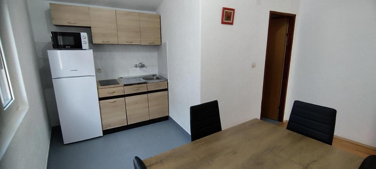 Apartments Andela 스타리그라드 파클레니차 객실 사진