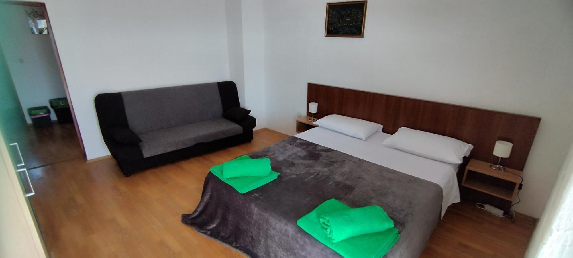 Apartments Andela 스타리그라드 파클레니차 객실 사진